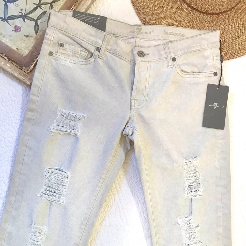 7 For All Mankind Light Wash Skinny Jeans - Picture 2 of 16